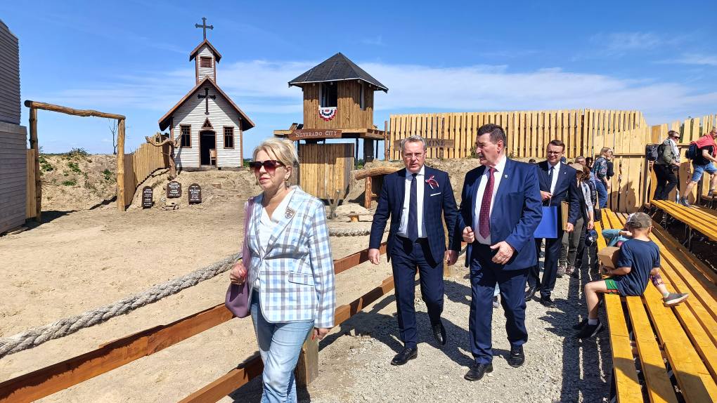 borzejewiczki western stadion